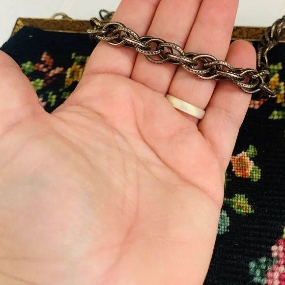 Vintage needle point tapestry purse - Picture 4 of 7